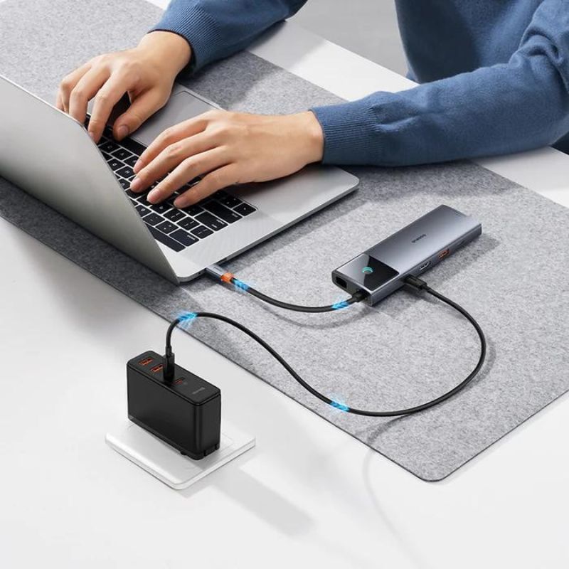 Baseus Metal Gleam Series II 10-in-1 USB HUB.