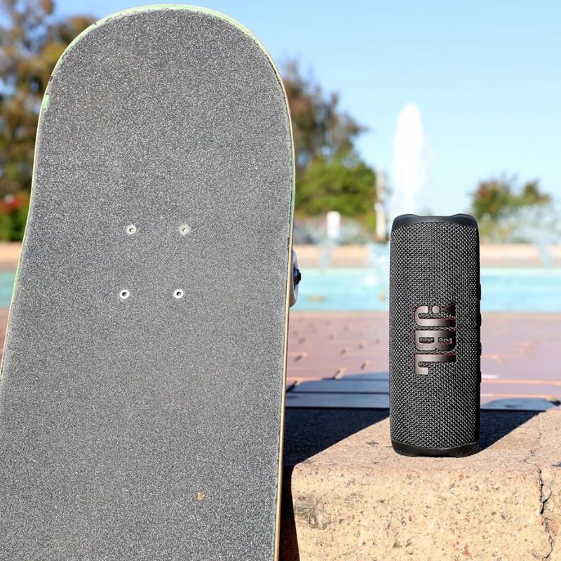 JBL Flip 6 - Portable Bluetooth Speaker