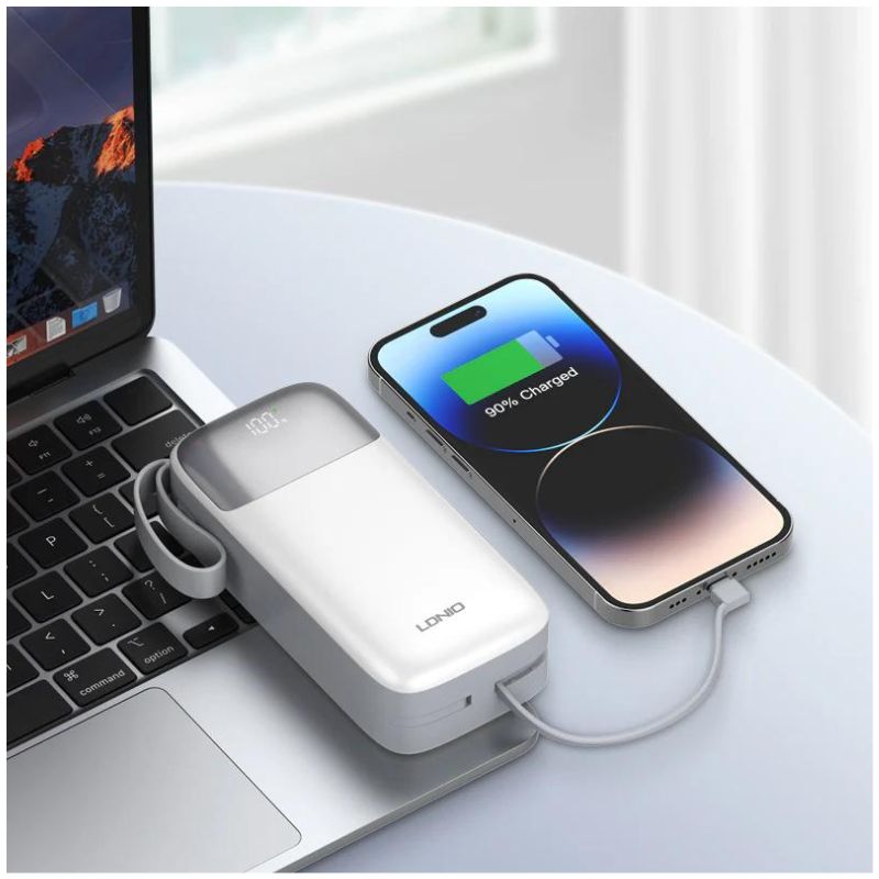 LDNIO PQ30 30000mAh USB-C Fast Charging Power Bank.