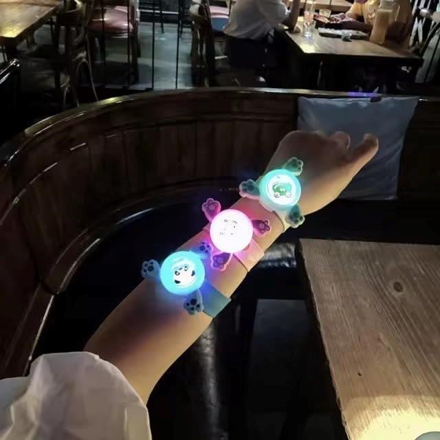Erlik Fidget Wrist Band – Glow-in-the-Dark LED Toy