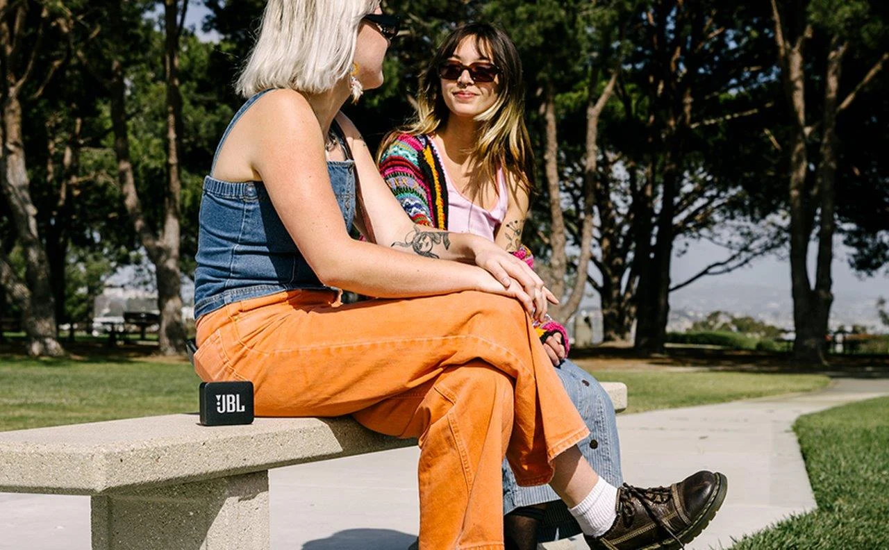 JBL GO2 Wireless Bluetooth Speaker best deal Holooz BD