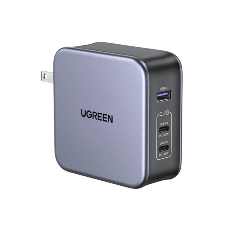 UGREEN Nexode 140W 3-Port Charger